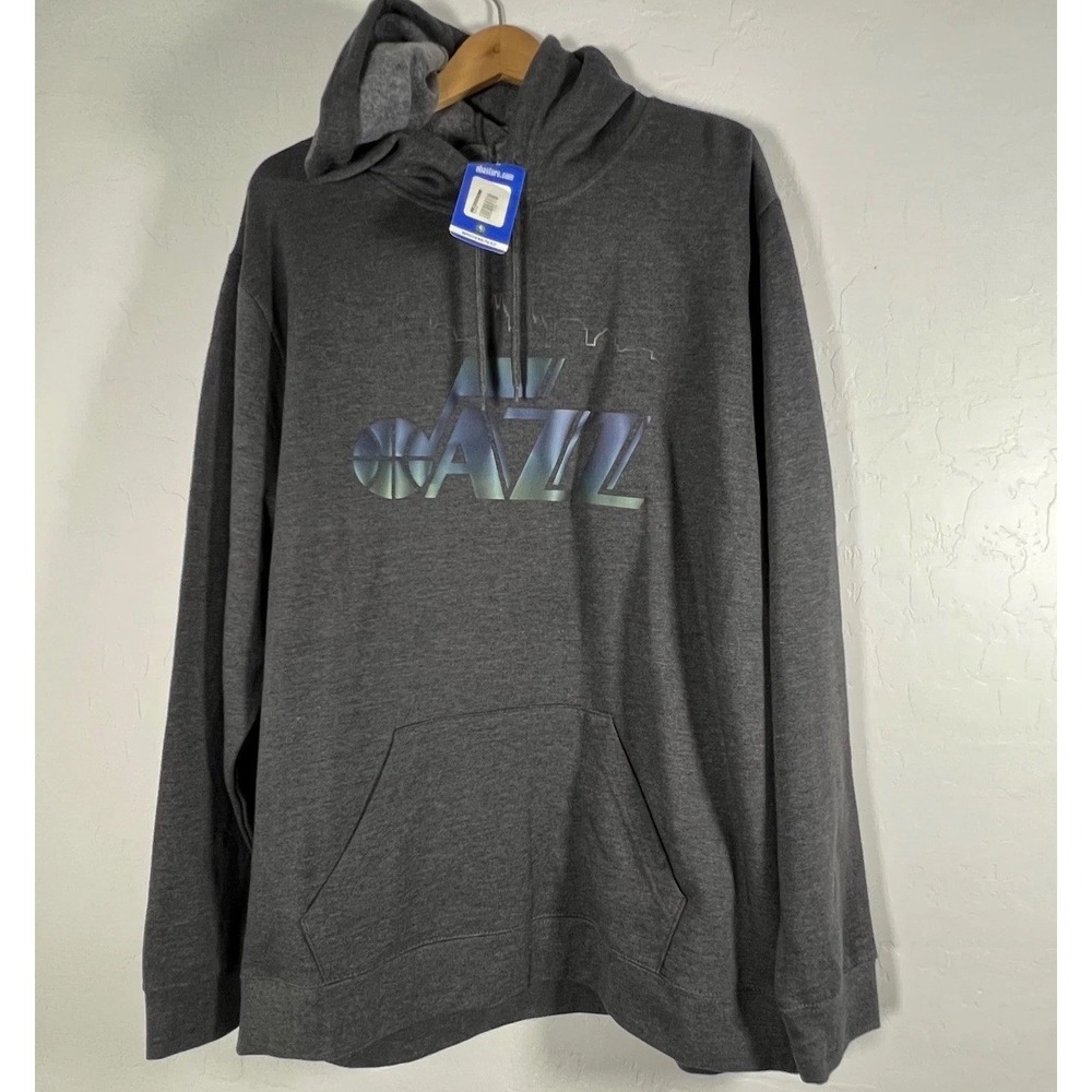 Majestic NBA Utah Jazz Hoodie Mens 2XL Charcoal Grey Iridescent Skyline Logo NWT